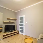Old Town Rybna Apt By Ruterra
