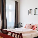 Elso Center Apartment