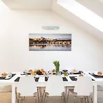 150M² 4Br Duplex Near Metro & Prague Center
