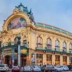 Duplex Apartment With Ac In Prague Center