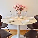 Apartment With Free Parking In Prague