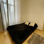 Cozy Prague Apartment