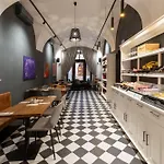Hotel Ikona