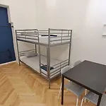 Spacious, Light Studio Apartment In Vinohrady