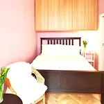 Lovely Lila Apartment