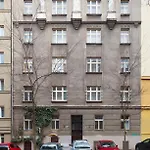 Prague Days - Skandi Studio With Workspace - Hip Area