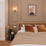 Stylish New Apartment In Prague With A/C