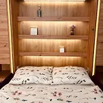 Moderni Apartman Na Hluboke V Praze - Idealni Pro 4
