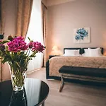 Hotel Julian