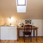 Sir Toby\'S Hostel