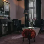 Friday Hotel