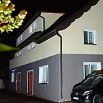 Guest House Prague Airport