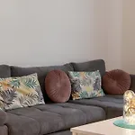 Riverside Cr Apartment