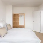 Stay2Gether Japandi Homestay For 4 - Metro B Luka