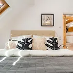Fantastic Attic Apt With Big Terrace And Free Garage