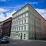 David\'S Apartment Town Center