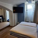 Hotel Excellent