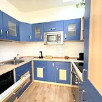Melly Rooftop Apartment