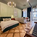 Turnkey I Antonin Dvorak Apartments