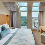 Hotel Clement