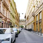 Luxemi Apartments I City Center Premium Studio