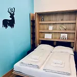 Moderni Apartman Na Hluboke V Praze - Idealni Pro 4