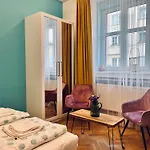 Moderni Apartman Na Hluboke V Praze - Idealni Pro 4
