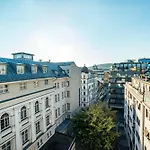 High-Class Rooftop Apt. With Spacious Terrace
