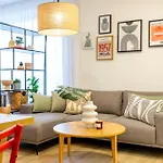 Spacious 3Br - 2 Parking Spots, Full Kitchen, By Gravity Prague