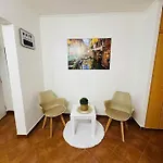Apart For Rent Near Center