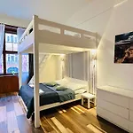 Elly Modern Oldtown Apartments