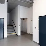 Spacious Apartments Near Karlin Square