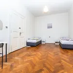 Legerova Apartments