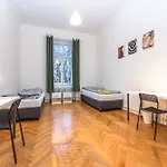Legerova Apartments