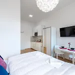 Residence Tesnov Apartment