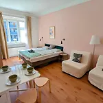 Flat In Zizkov -401-