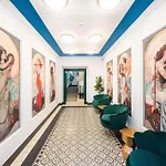 Accordion Boutique Hotel & Premium Suites