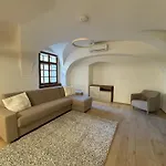 Hotel U 3 Pstrosu