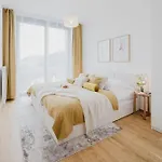 Prague Days - Apartments With Garage And Balcony In Smichov City
