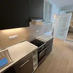 Bright & Cosy 1-Bedroom Apartment With Balcony