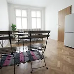Comfortable Apartment Vlkova