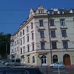 Apartment Klamovka Park