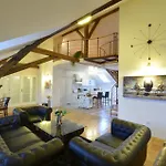 Attic Hastalska