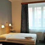 Elen\'S Hotel Arlington
