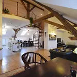 Attic Hastalska