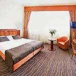Luxury Family Hotel Bila Labut