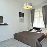 Navratilova Apartments