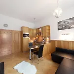 Old Town Melantrichova Apartment