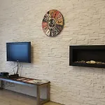 Apartment Argentinská 8