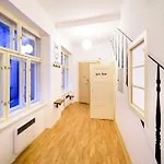 Amazing Harry Potter\'S Apt. At Old Town